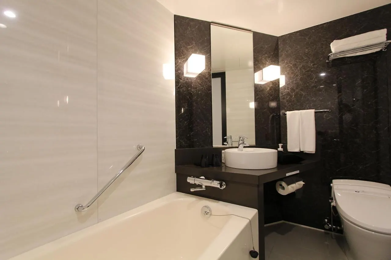 Koko Hotel Premier Nihonbashi Hamacho Токио Япония
