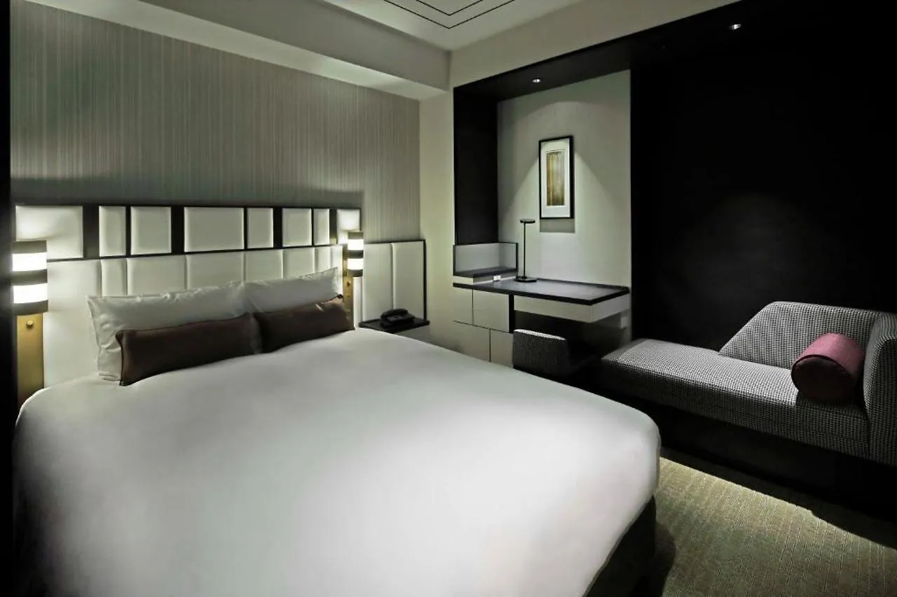 Koko Hotel Premier Nihonbashi Hamacho Токио 3*,
