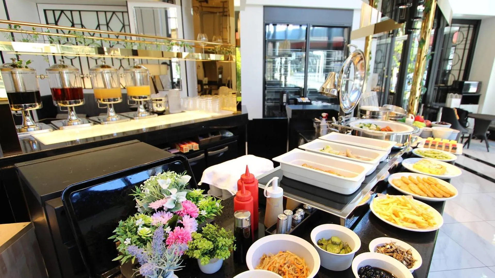 ***  Koko Hotel Premier Nihonbashi Hamacho Токио Япония